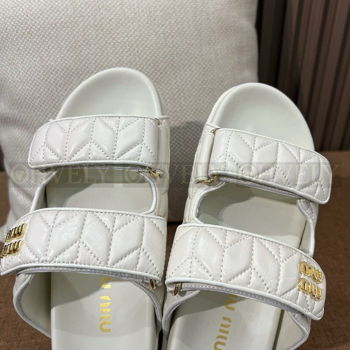 미우미우 마테라쎄 슬라이드 샌들