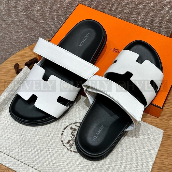 에르메스 CHYPRE 시프레 샌들 스위프트