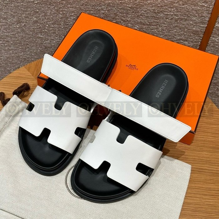 에르메스 CHYPRE 시프레 샌들 스위프트