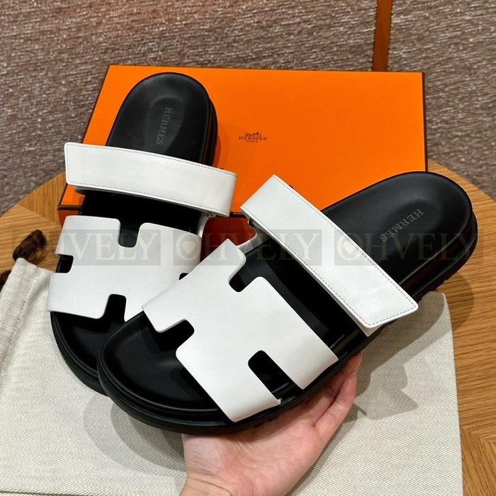 에르메스 CHYPRE 시프레 샌들 스위프트