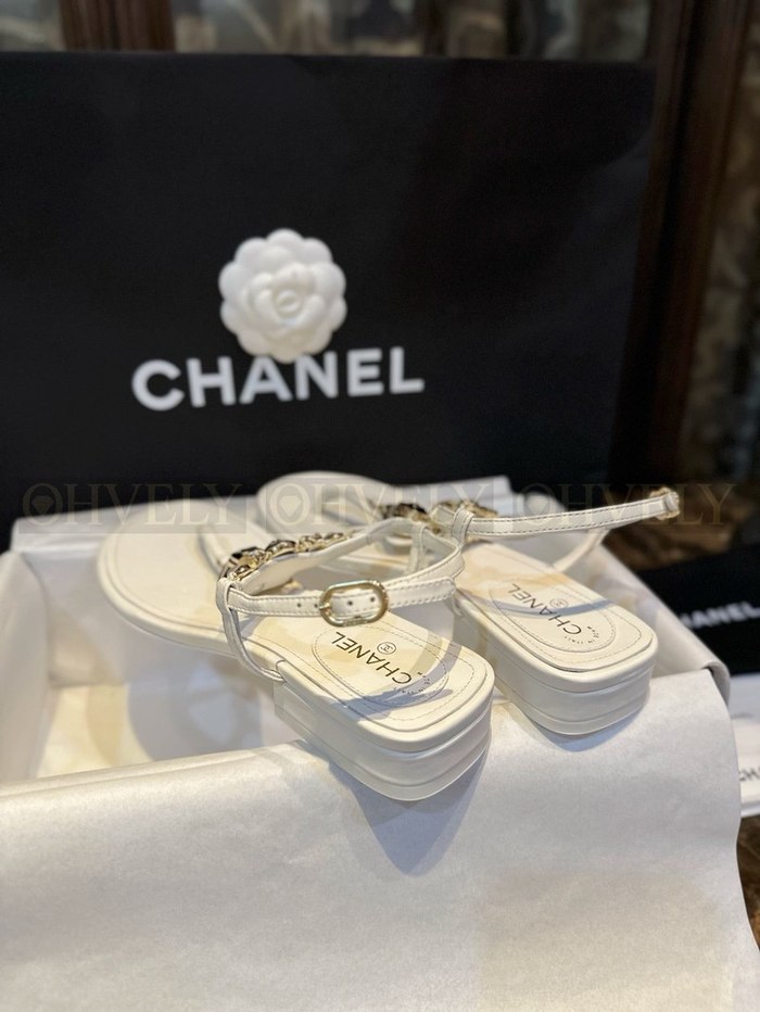 샤넬 23SS CC 하트 플립 플랍