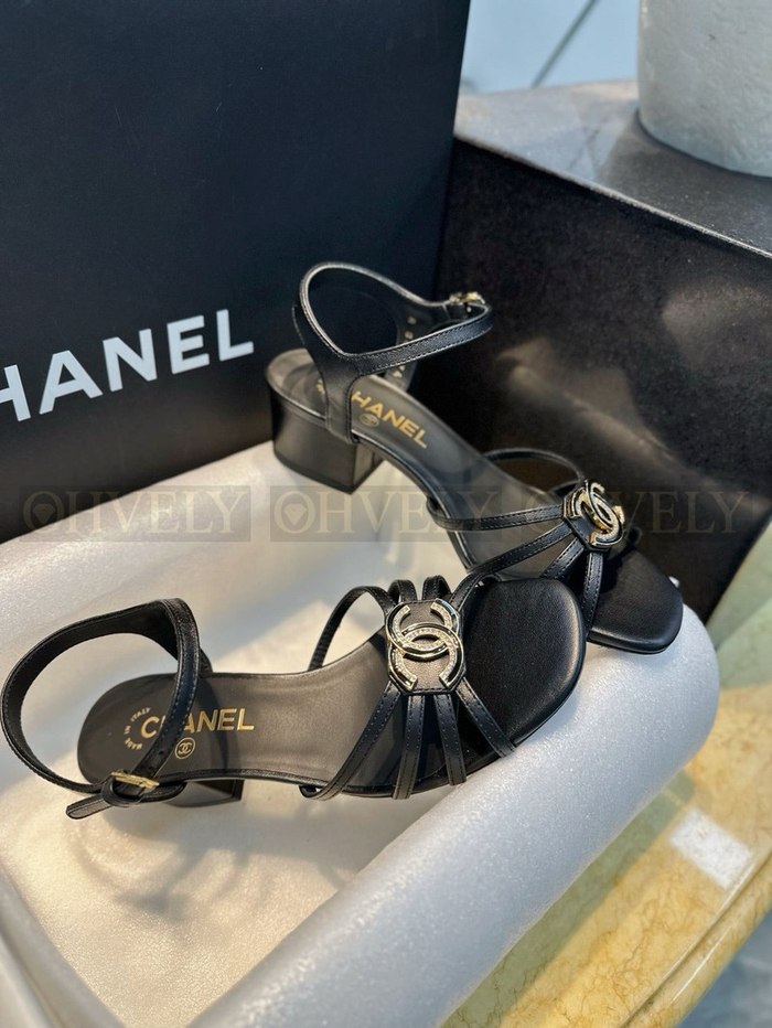 샤넬 25SS CC로고 샌들