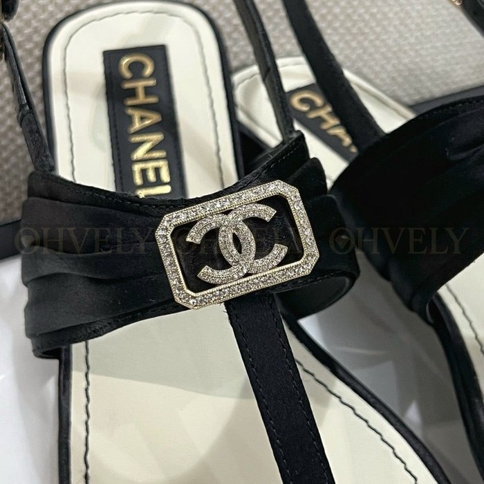 샤넬 라인스톤 코코 마크 새틴 샌들