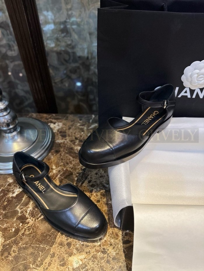 샤넬 메리제인 스트랩 샌들 플랫