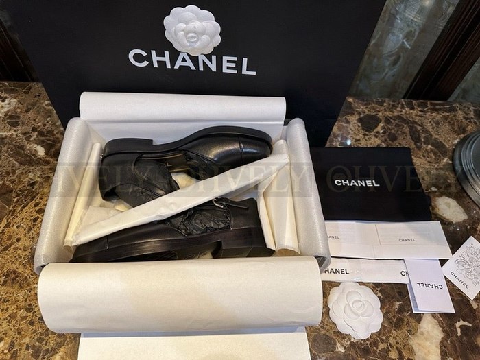 샤넬 메리제인 스트랩 샌들 플랫