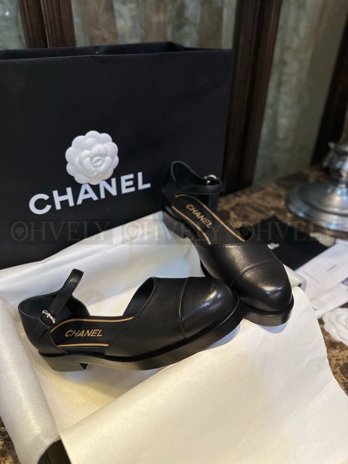 샤넬 메리제인 스트랩 샌들 플랫