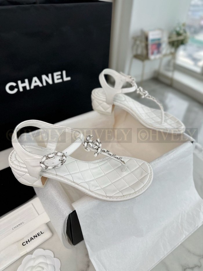 샤넬 클래식 CC로고 체인 스트랩 샌들