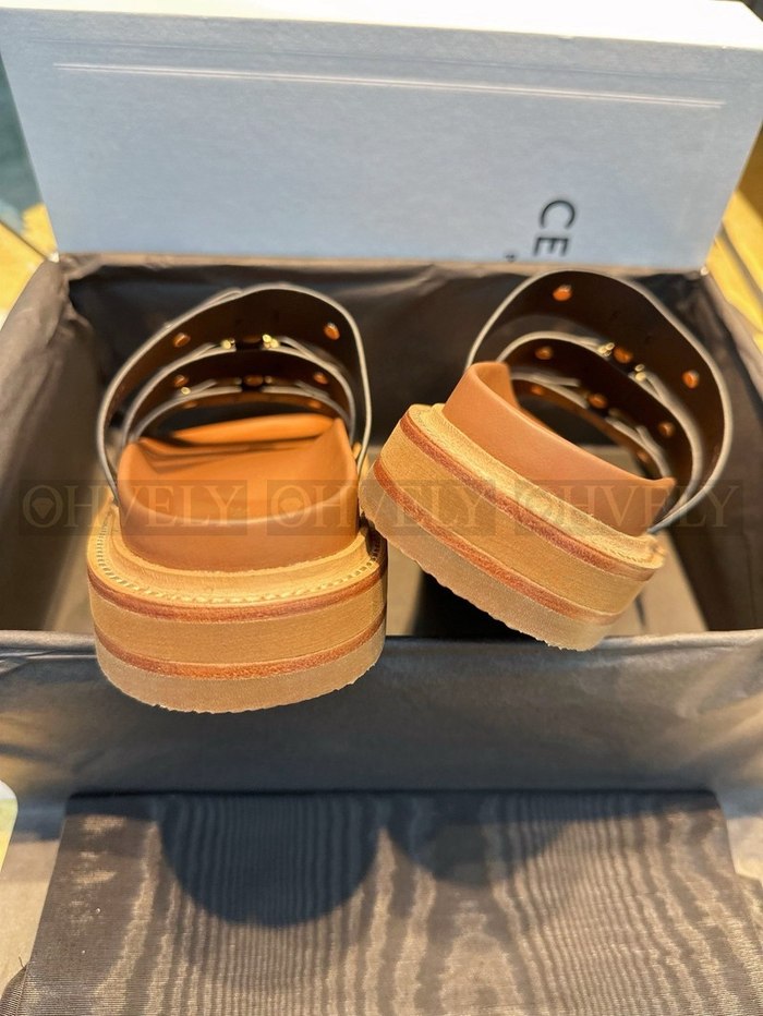 셀린느 티피 슬라이드 샌들