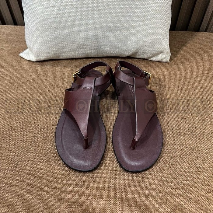 로로피아나 싱글 토 샌들