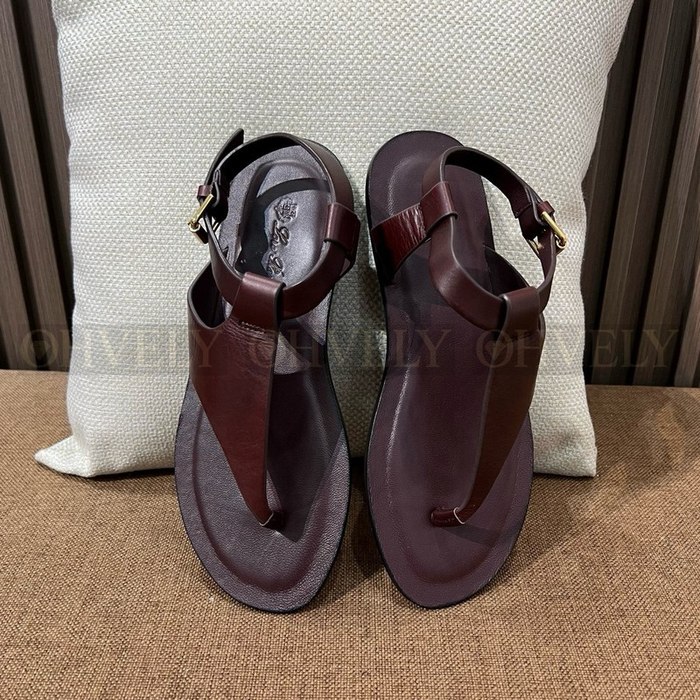 로로피아나 싱글 토 샌들