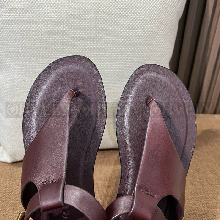 로로피아나 싱글 토 샌들