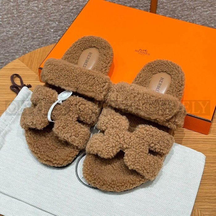 에르메스 CHYPRE 시프레 샌들 시어링