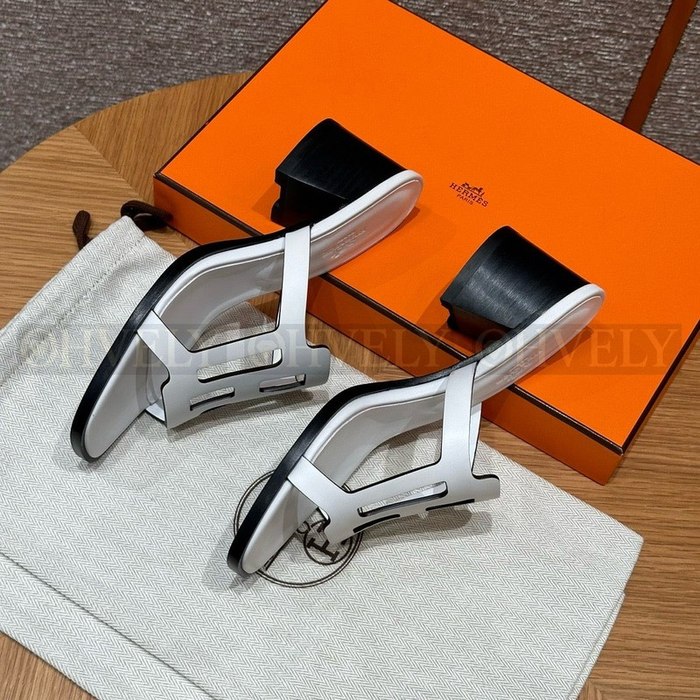 에르메스 Izzy 이지 60 샌들