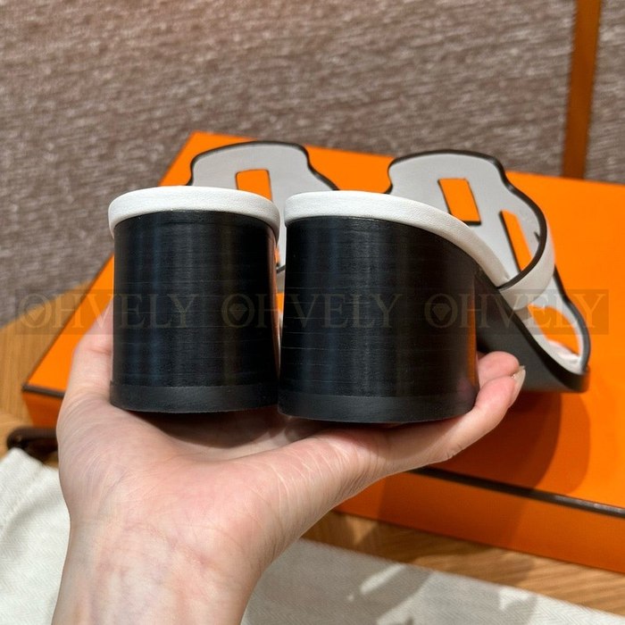 에르메스 Izzy 이지 60 샌들