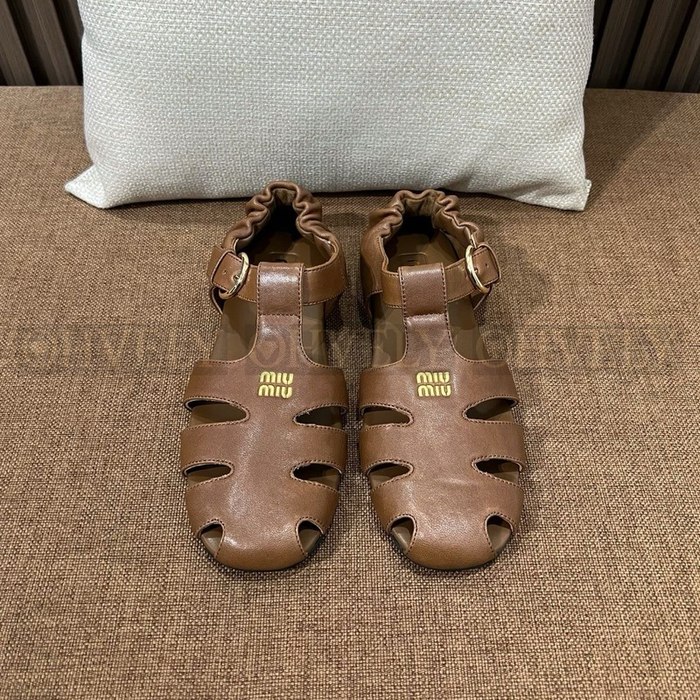 미우미우 루슈 나파 가죽 피셔맨 샌들 오크