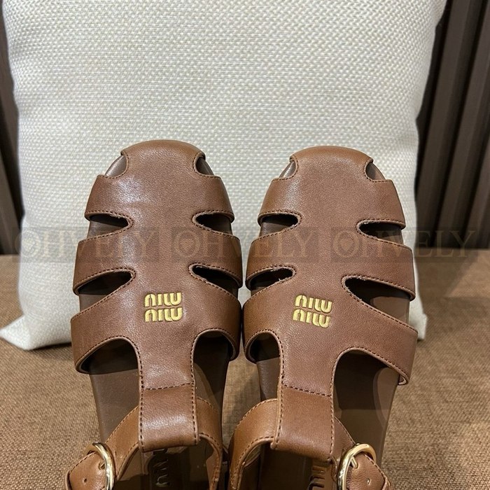 미우미우 루슈 나파 가죽 피셔맨 샌들 오크