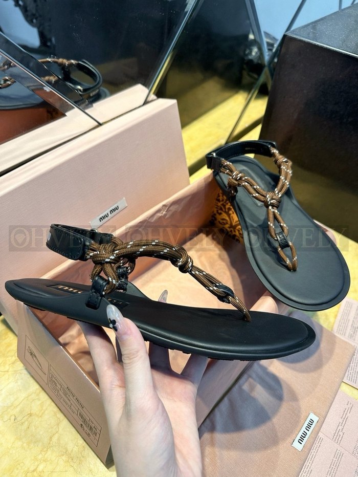 미우미우 리버 로프 레더 샌들