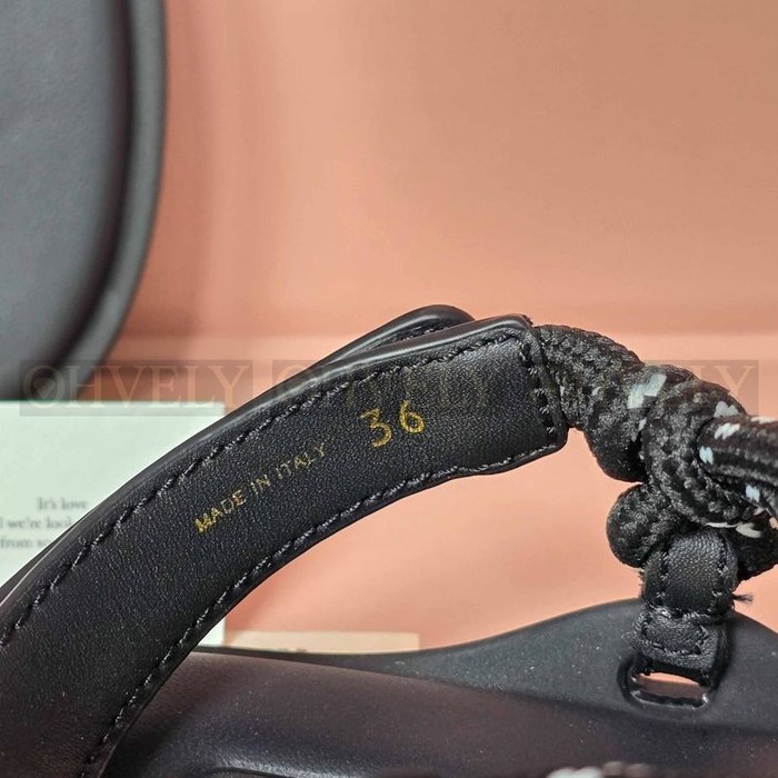 미우미우 리버 로프 샌들