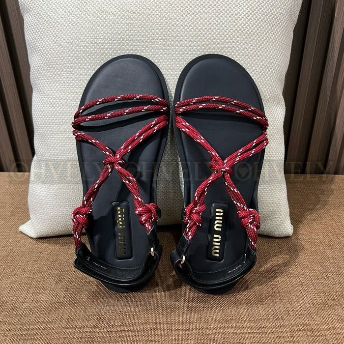 미우미우 리비에르 코드앤 레더 샌들