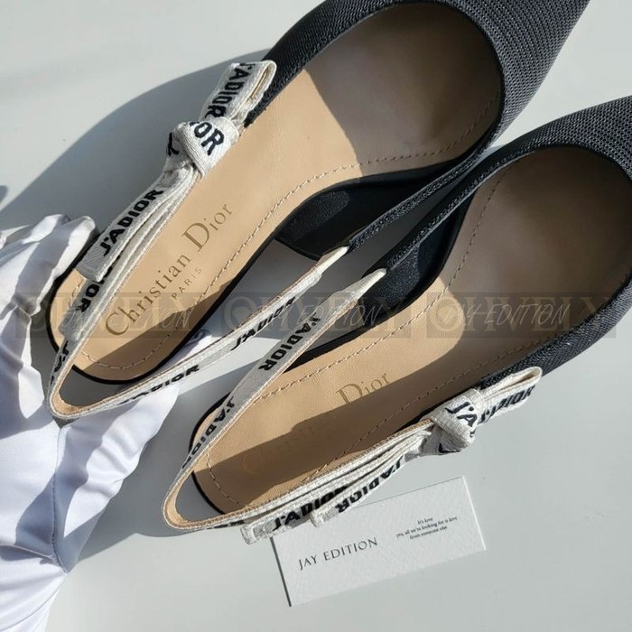 디올 슬링백 플랫