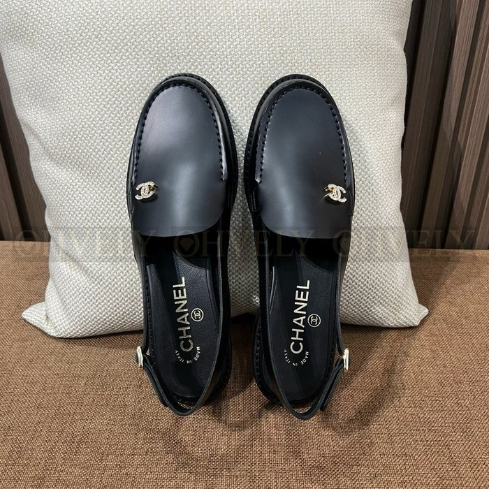 샤넬 큐빅 CC 로고  슬링백 로퍼