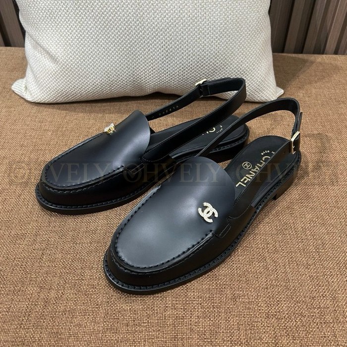 샤넬 큐빅 CC 로고  슬링백 로퍼