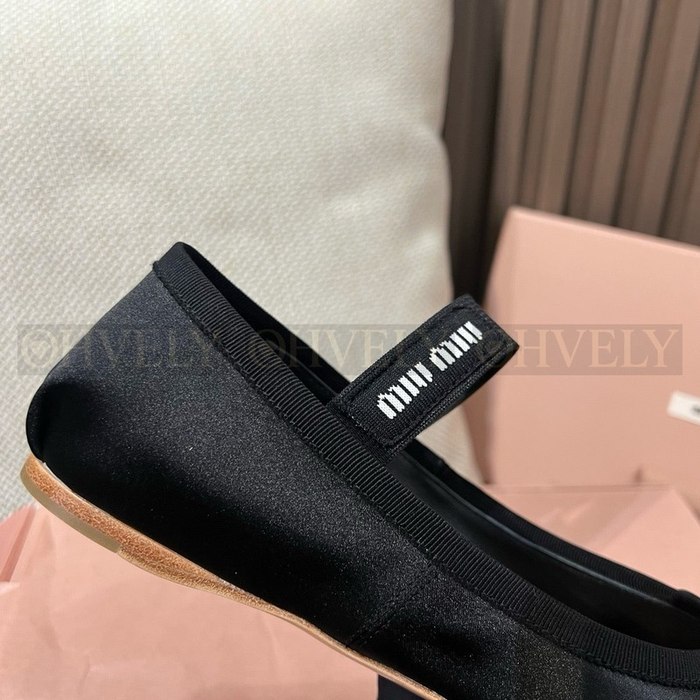 미우미우 로고 메리제인 발레리나 슈즈