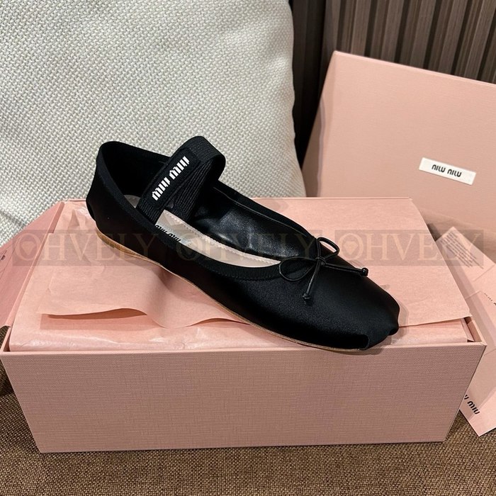 미우미우 로고 메리제인 발레리나 슈즈