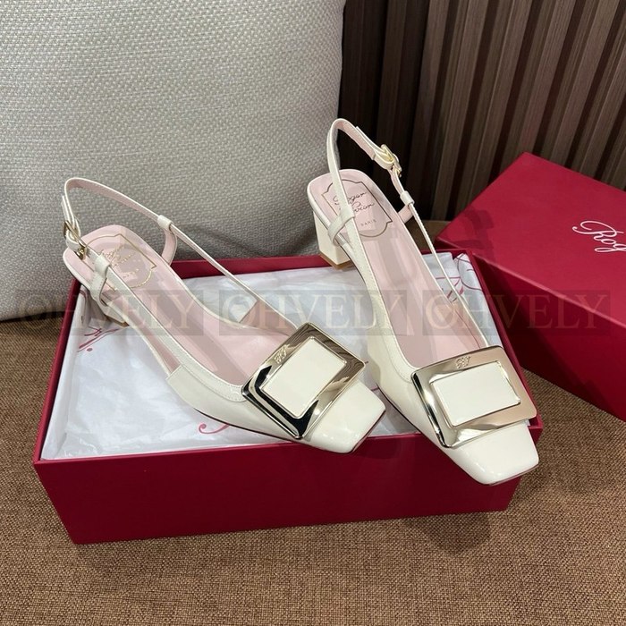 로저비비에 트럼펫 메탈 버클 슬링백 펌프스