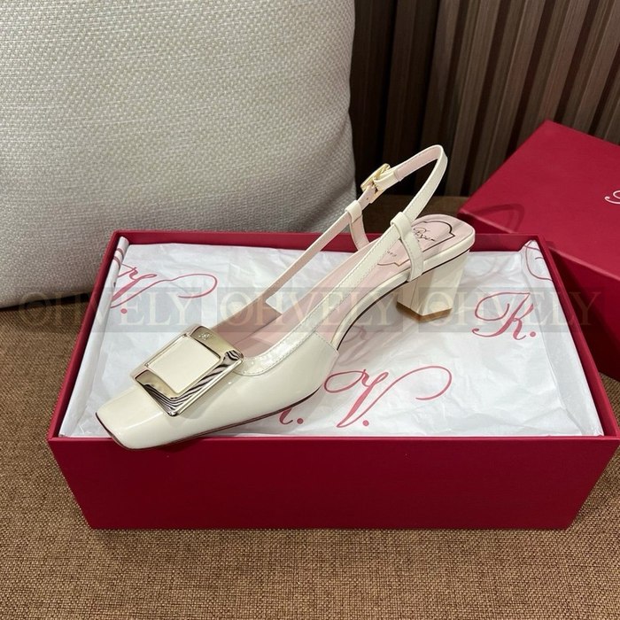 로저비비에 트럼펫 메탈 버클 슬링백 펌프스