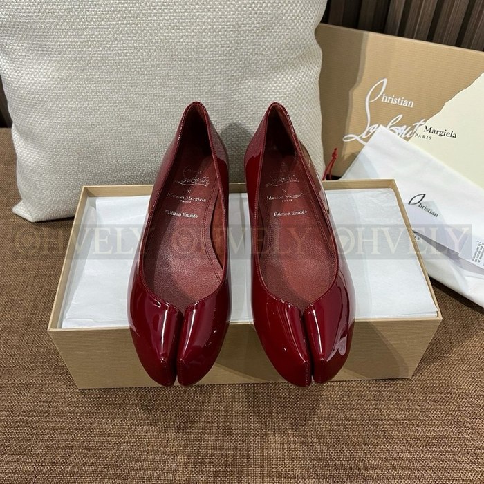 메종 마르지엘라 X 크리스찬 루부탱 플랫 슈즈