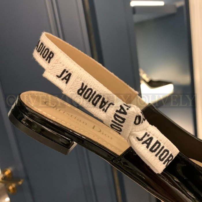 디올 페이던트 슬링백 플랫