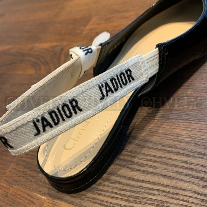 디올 페이던트 슬링백 플랫