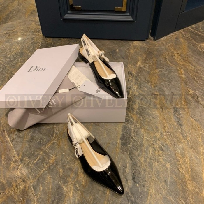 디올 페이던트 슬링백 플랫