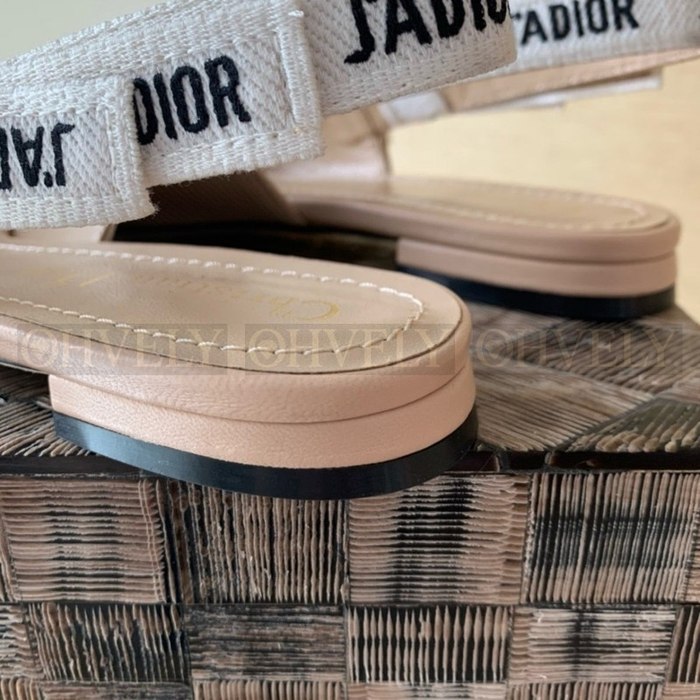 디올 슬링백 플랫 누드