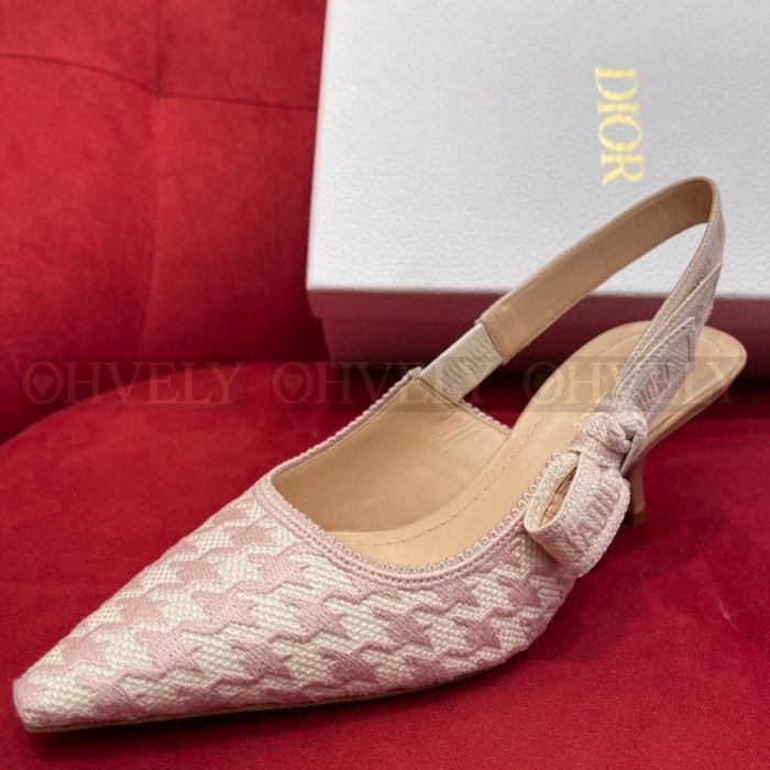 디올 하운즈투스 슬링백