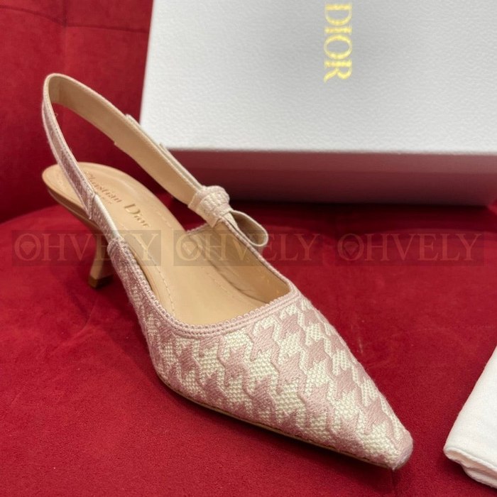 디올 하운즈투스 슬링백