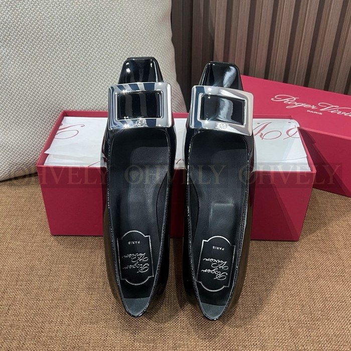 로저비비에 벨 비비에 메탈 버클 발레리나 펌프스