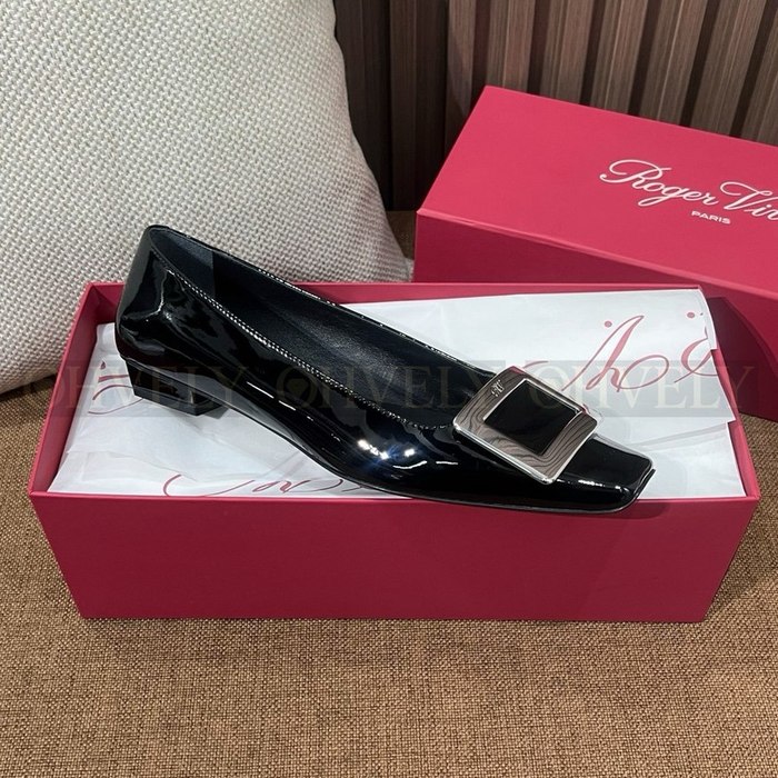 로저비비에 벨 비비에 메탈 버클 발레리나 펌프스