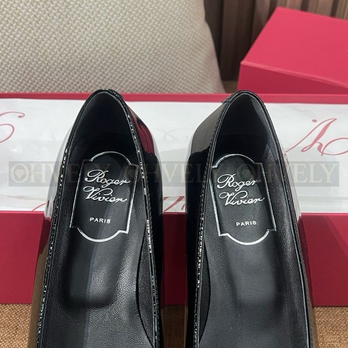 로저비비에 벨 비비에 메탈 버클 발레리나 펌프스