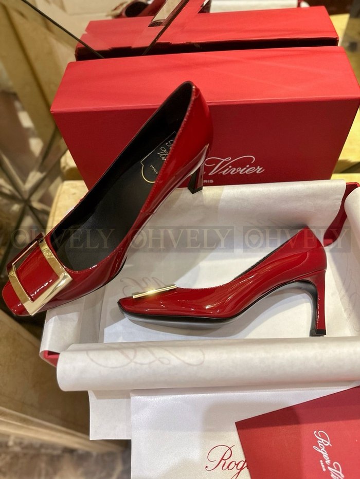 로저비비에 트럼펫 메탈 버클 힐