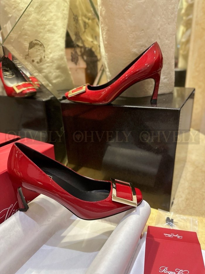 로저비비에 트럼펫 메탈 버클 힐