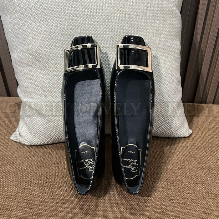 로저비비에 트럼펫 메탈 플랫 슈즈