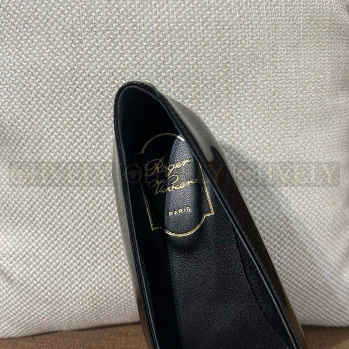 로저비비에 트럼펫 메탈 플랫 슈즈