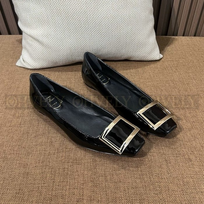 로저비비에 트럼펫 메탈 플랫 슈즈