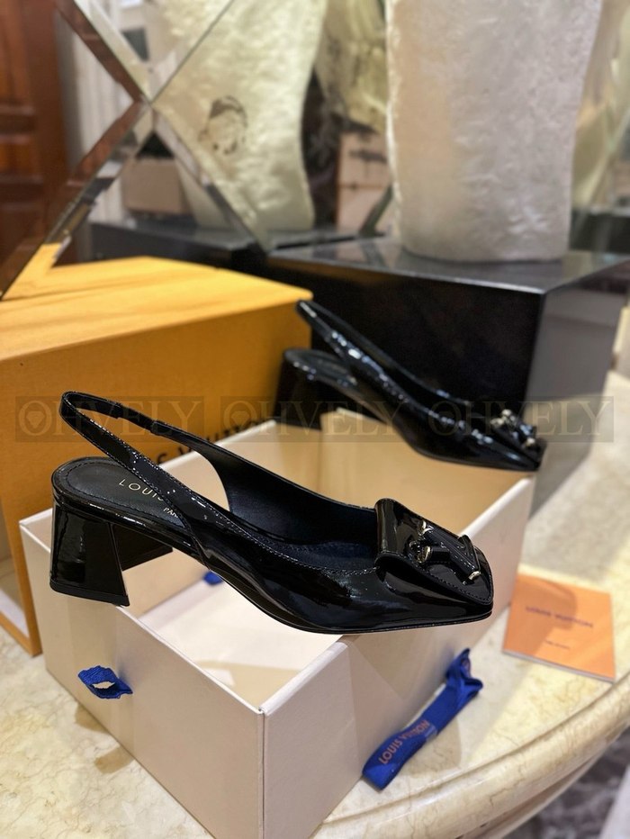 루이비통 셰이크 슬링백 펌프스