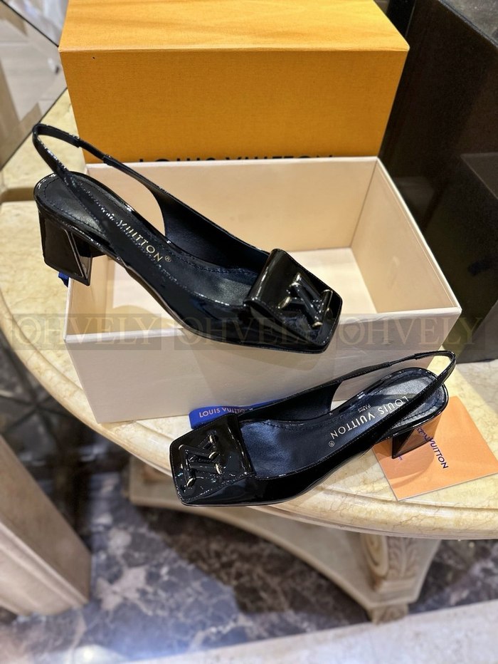 루이비통 셰이크 슬링백 펌프스