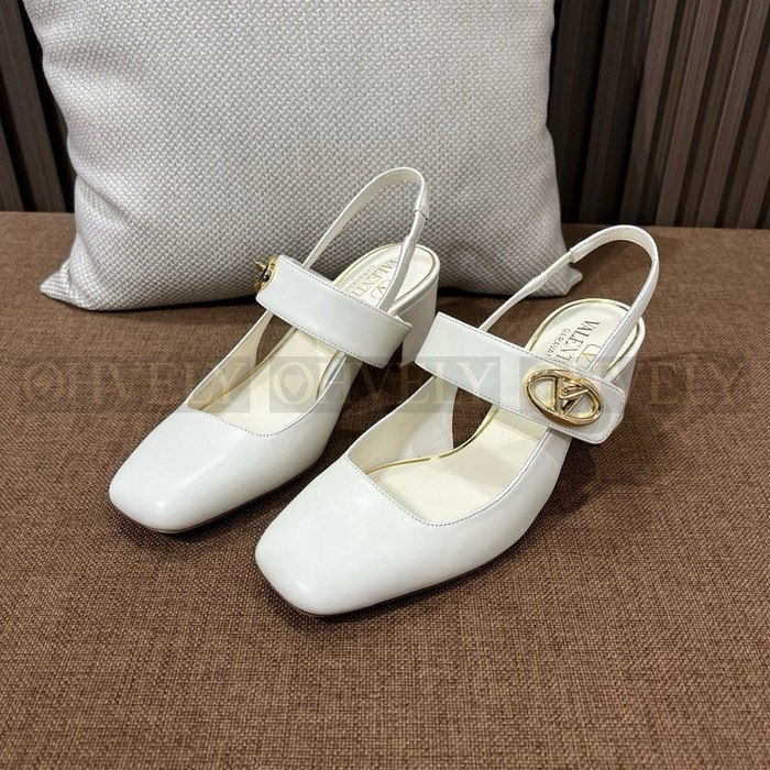 발렌티노 가라바니 힐 펌프스