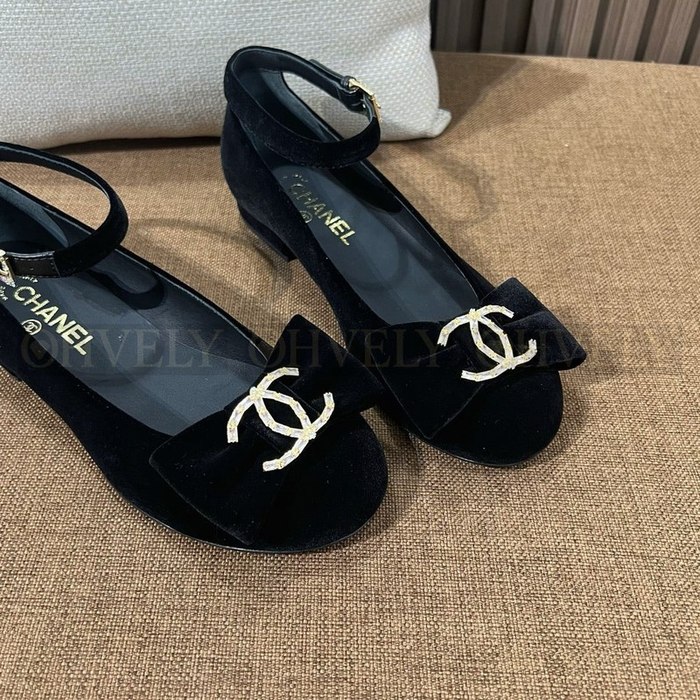 샤넬 CC 리본 벨벳 메리제인