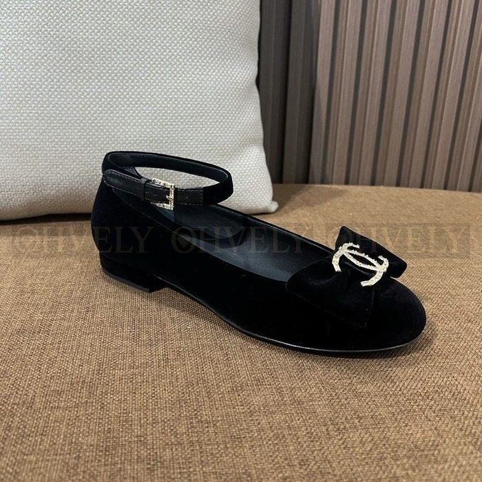 샤넬 CC 리본 벨벳 메리제인